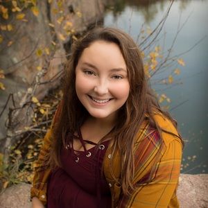 Meet your Posher, Melissa